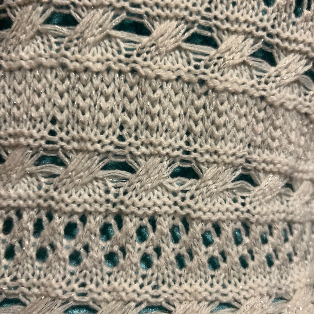 Sweater - Picture 6 of 6